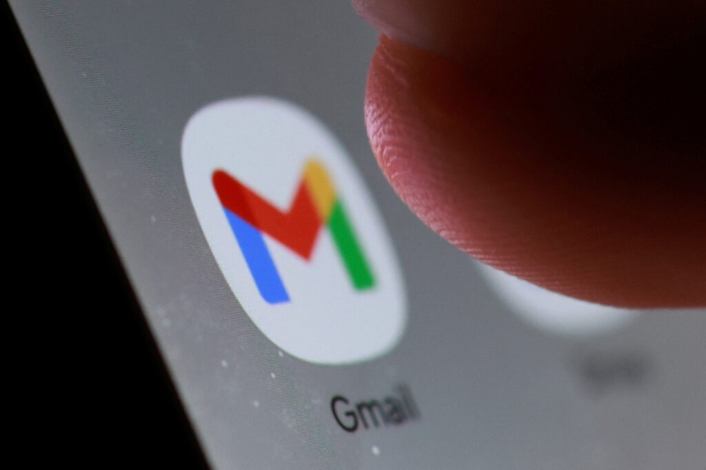 Google Changes Gmail Rules: for Free Storage