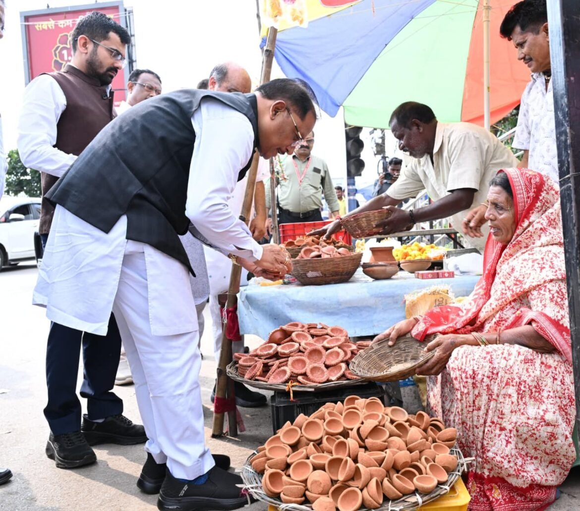 cm-vishnu-deo-sai-meera-ashirwad-ka-diya-raipur-2026.jpg