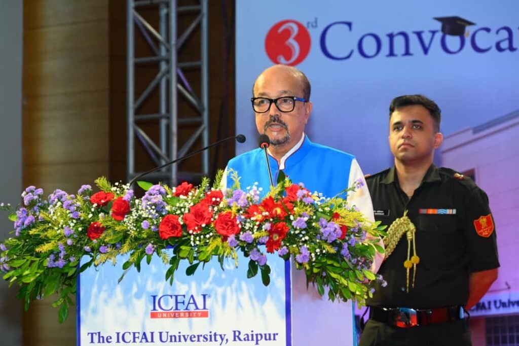 icfai-university-convocation-governor-ramen-deka-raipur.jpg